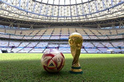  La Finale de la Coupe du Monde de la FIFA 2014: Un Match de Football Légendaire et un Moment Décisif dans la Carrière d' un Maestro Allemand